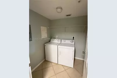 6482 Emerald Dunes #303, West Palm Beach, FL 33411 - Photo 13