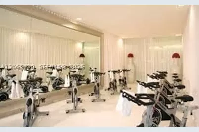465 Brickell #4906, Miami, FL 33131 - Photo 9