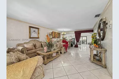 7961 W 6th, Hialeah, FL 33014 - Photo 9