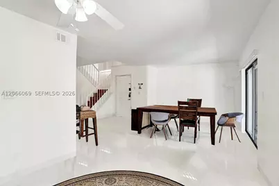 2999 Lakewood, Hollywood, FL 33021 - Photo 35