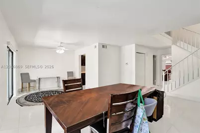 2999 Lakewood, Hollywood, FL 33021 - Photo 33