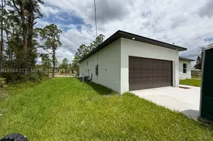 723 Epps Brown St E, Other Fl City, FL 33974 - Photo 39
