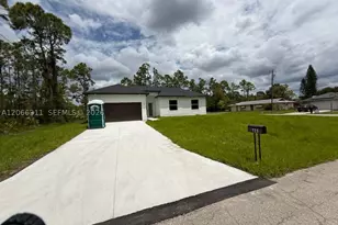 723 Epps Brown St E, Other Fl City, FL 33974 - Photo 41