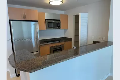 300 S Biscayne #T-2804, Miami, FL 33131 - Photo 3