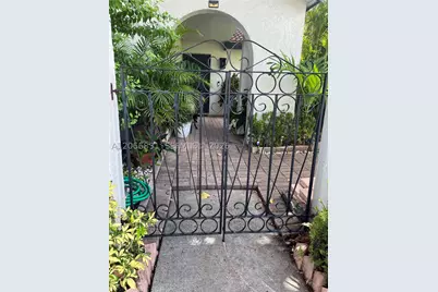 17919 NW 66th, Hialeah, FL 33015 - Photo 3