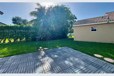 825 Falling Water, Weston, FL 33326 - Photo 19