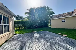 825 Falling Water, Weston, FL 33326 - Photo 11