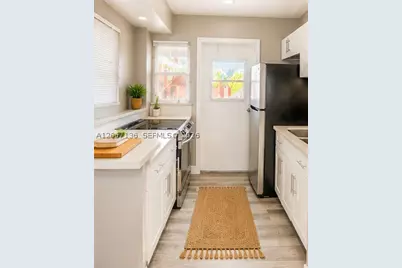 1925 NE 26th #1, Wilton Manors, FL 33305 - Photo 5