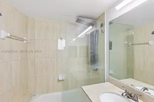 1750 N Bayshore, Miami, FL 33132 - Photo 21