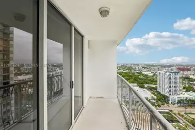 1750 N Bayshore #3207, Miami, FL 33132 - Photo 25