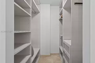 88 SW 7th, Miami, FL 33130 - Photo 21