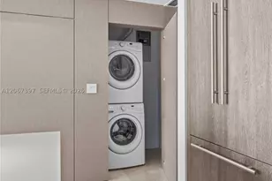 88 SW 7th, Miami, FL 33130 - Photo 23