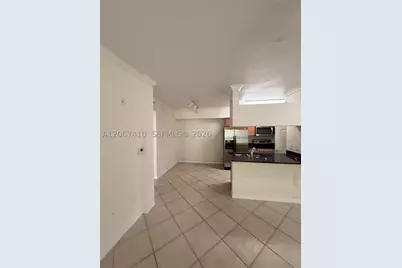 6492 Emerald Dunes #107, West Palm Beach, FL 33411 - Photo 3