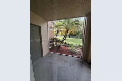6492 Emerald Dunes #107, West Palm Beach, FL 33411 - Photo 9