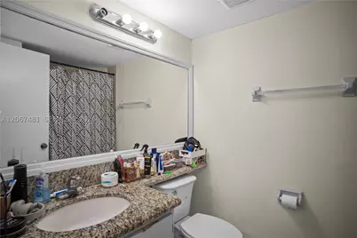 213 Lake Pointe #203, Oakland Park, FL 33309 - Photo 9