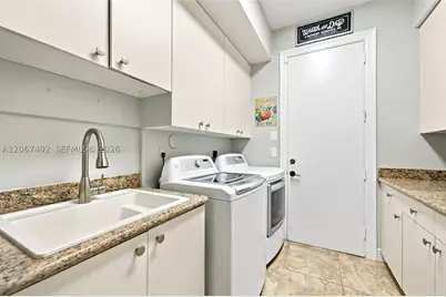 3829 Gulfstream, Davie, FL 33328 - Photo 33