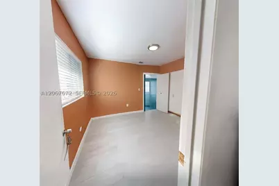 2411 Thomas, Hollywood, FL 33020 - Photo 11
