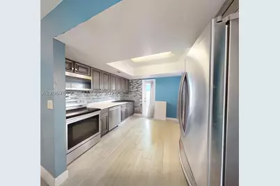 2411 Thomas, Hollywood, FL 33020 - Photo 3