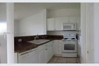 1395 NE 33rd #206-26, Homestead, FL 33033 - Photo 5