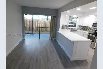 12164 SW 52nd, Cooper City, FL 33330 - Photo 13