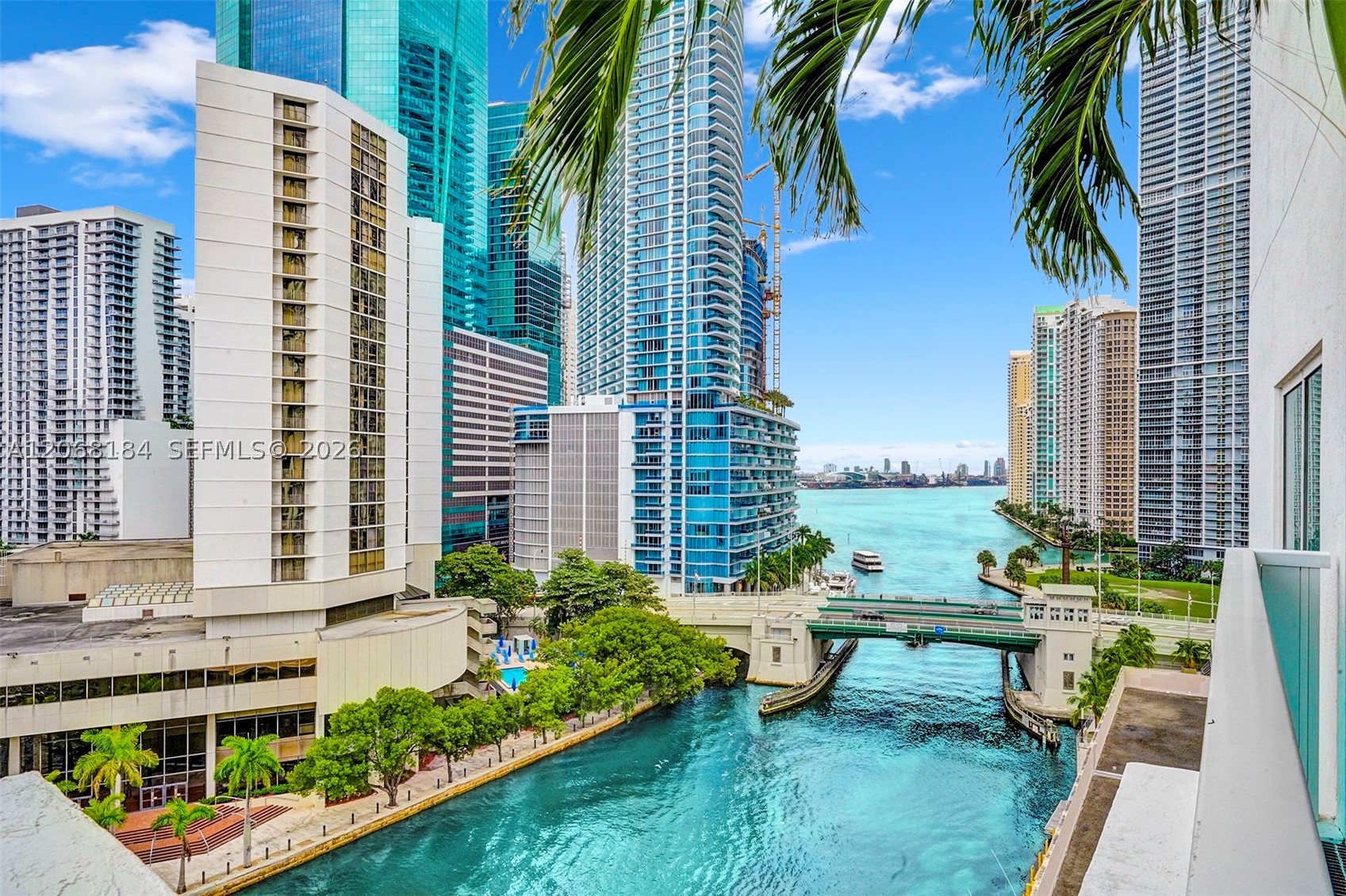 31 SE 5th #902 - 31 SE 5th #902, Miami, FL 33131 Luxury Property | Jose Angel Pina