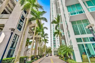 31 SE 5th, Miami, FL 33131 - Photo 23