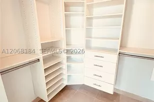31 SE 5th, Miami, FL 33131 - Photo 7