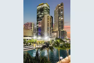 31 SE 5th #902, Miami, FL 33131 - Photo 21