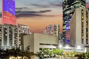 31 SE 5th, Miami, FL 33131 - Photo 19