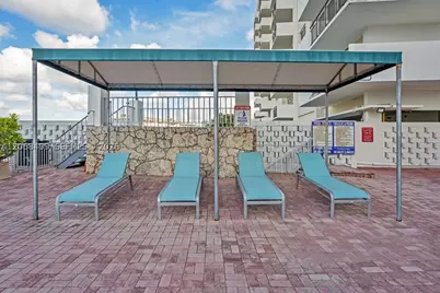 401 Golden Isles #1116, Hallandale Beach, FL 33009 - Photo 25