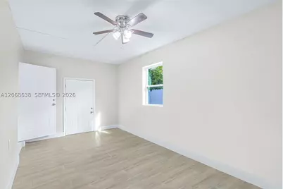 1854 Lauderdale Manor, Fort Lauderdale, FL 33311 - Photo 9