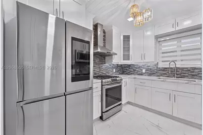 700 W 51st, Hialeah, FL 33012 - Photo 5