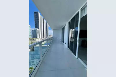 600 NE 27th #1604, Miami, FL 33137 - Photo 3
