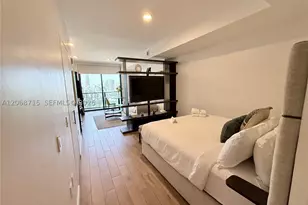 398 NE 5th, Miami, FL 33132 - Photo 9
