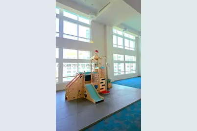 1900 N Bayshore #2405, Miami, FL 33132 - Photo 21