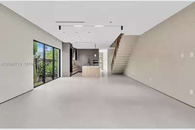 2222 SW 14th #right, Miami, FL 33145 - Photo 21