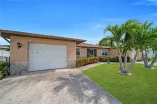 836 Trafalgar, Cape Coral, FL 33991 - Photo 9