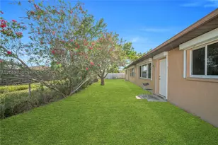 836 Trafalgar, Cape Coral, FL 33991 - Photo 31