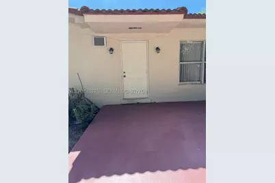 695 NE 151st #3, Miami, FL 33162 - Photo 1