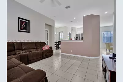 938 Bluewood, Weston, FL 33327 - Photo 19
