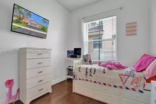 938 Bluewood, Weston, FL 33327 - Photo 9