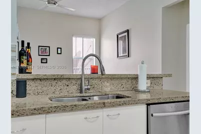 938 Bluewood, Weston, FL 33327 - Photo 27