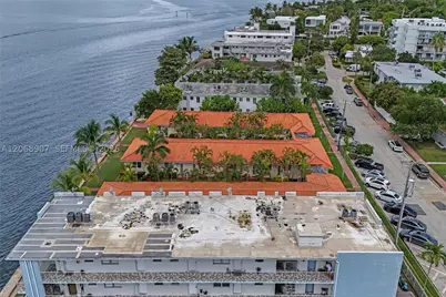 2170 Bay #3-22, Miami Beach, FL 33141 - Photo 7