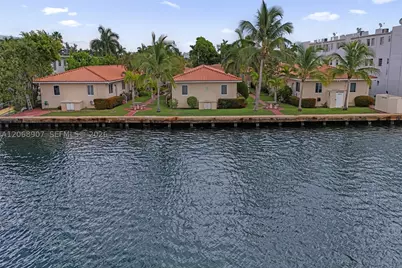 2170 Bay #3-22, Miami Beach, FL 33141 - Photo 19