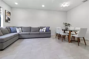 11410 W 34th, Hialeah, FL 33018 - Photo 3