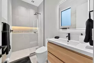 2290 SW 13th, Miami, FL 33145 - Photo 23
