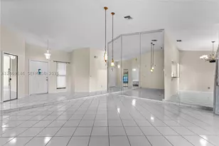 15821 Huntridge, Davie, FL 33331 - Photo 9