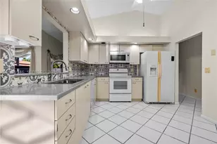15821 Huntridge, Davie, FL 33331 - Photo 15