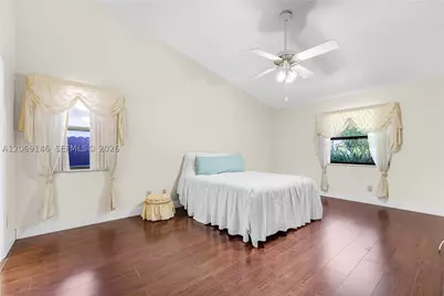 15821 Huntridge, Davie, FL 33331 - Photo 19