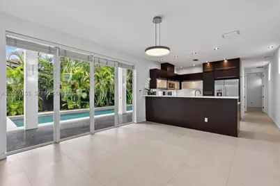 745 SW 22nd, Miami, FL 33129 - Photo 11